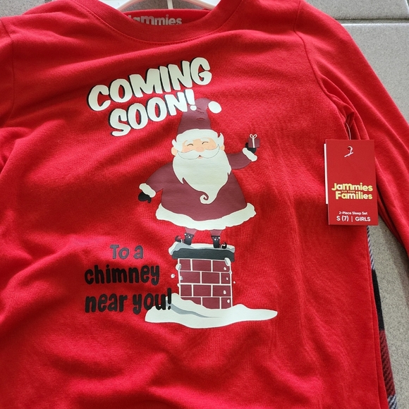 NWT Girls Small (7) Christmas Pajamas Santa Coming Soon! To A Chimney Near You! - Picture 2 of 6
